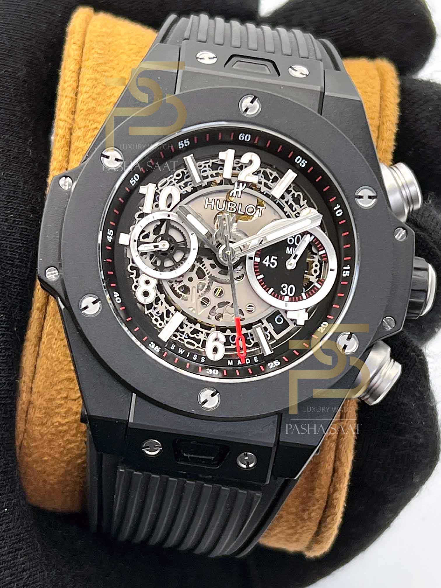 Hublot Big Bang Unico Black Magic Saat 411.CI.1170.RX Hublot Big Bang Unico Black Magic Eta Saat