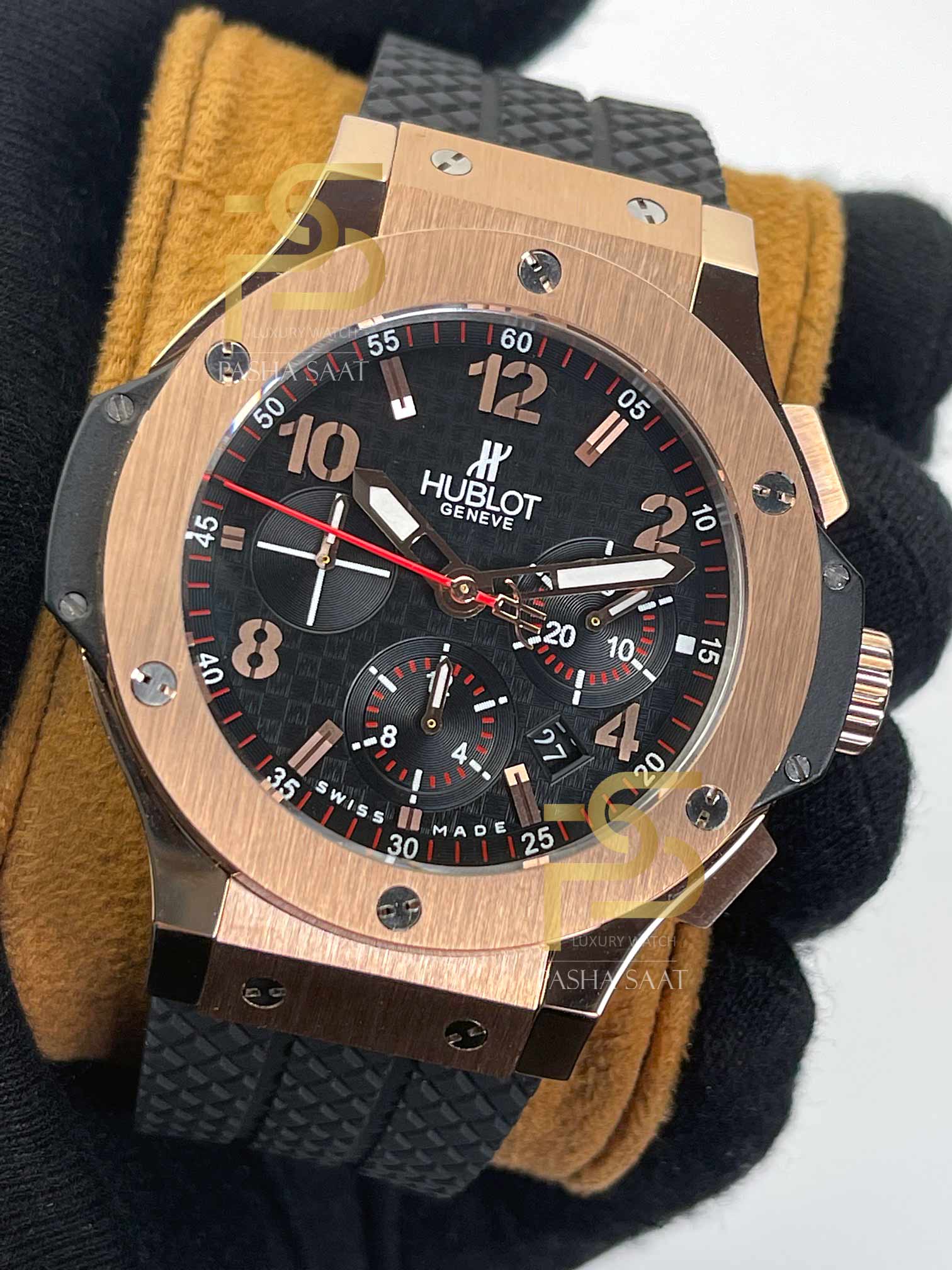 Hublot Big Bang Rose Fiber Kadran Hublot Big Bang Rose Fiber Kadran Eta Saat
