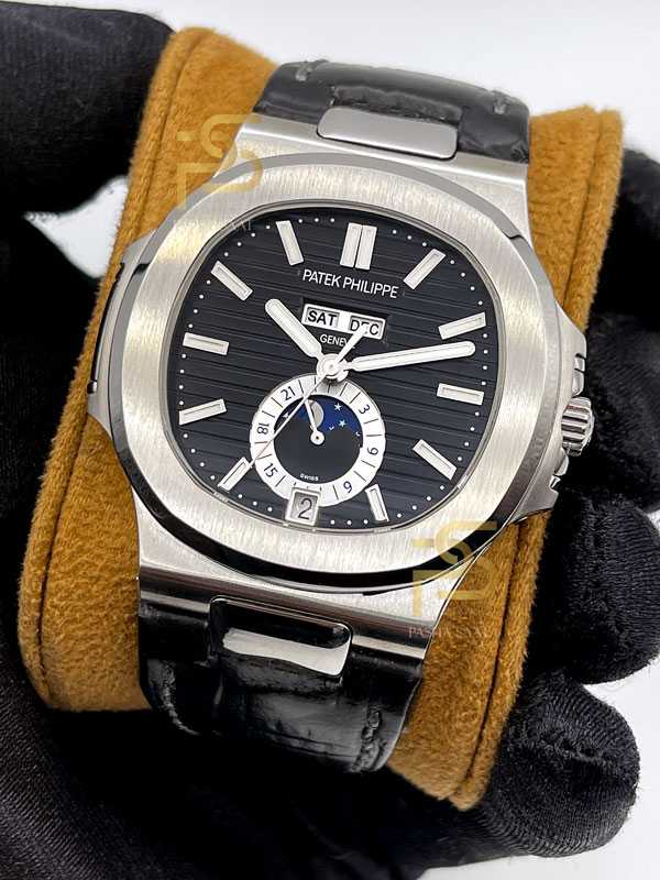 Patek Philippe Nautilus Annual Calendar Moonphase 5726 SS Black Dial Eta Saat