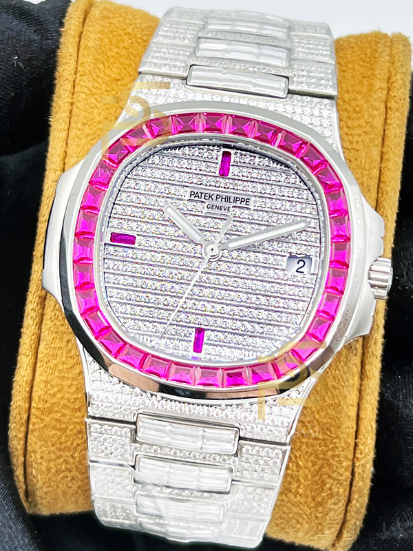 Patek Philippe 5719/10G Pink Nautilus
