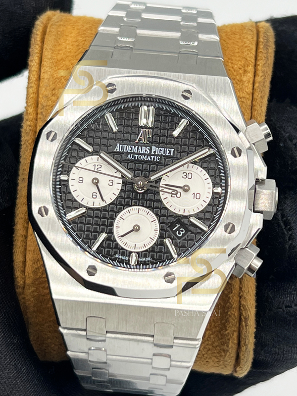 Audemars Piguet Chronograph Black-White Dial