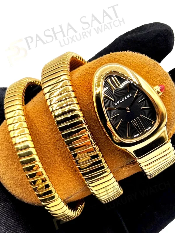 Bvlgari Yılan Altın Rengi Siyah Kadran Taşlı Saat