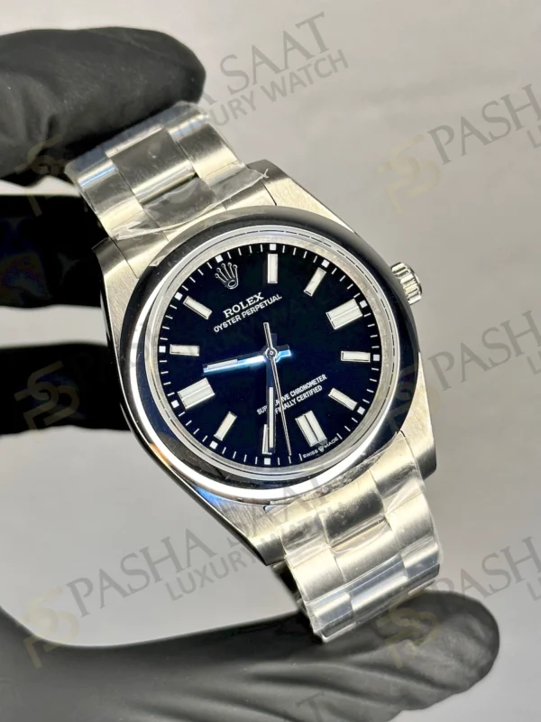 Rolex Oyster Perpetual 41 Siyah Kadran Replika Saat