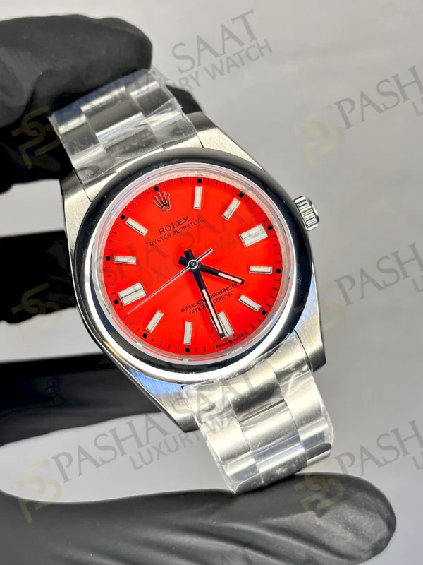 Rolex Oyster Perpetual Kırmızı Kadran Replika Saat