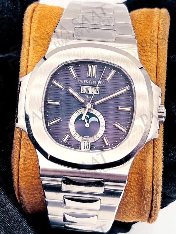 Eta Saat - Pasha Saat Patek Philippe Nautilus Annual Calendar 5726 Blue Dial