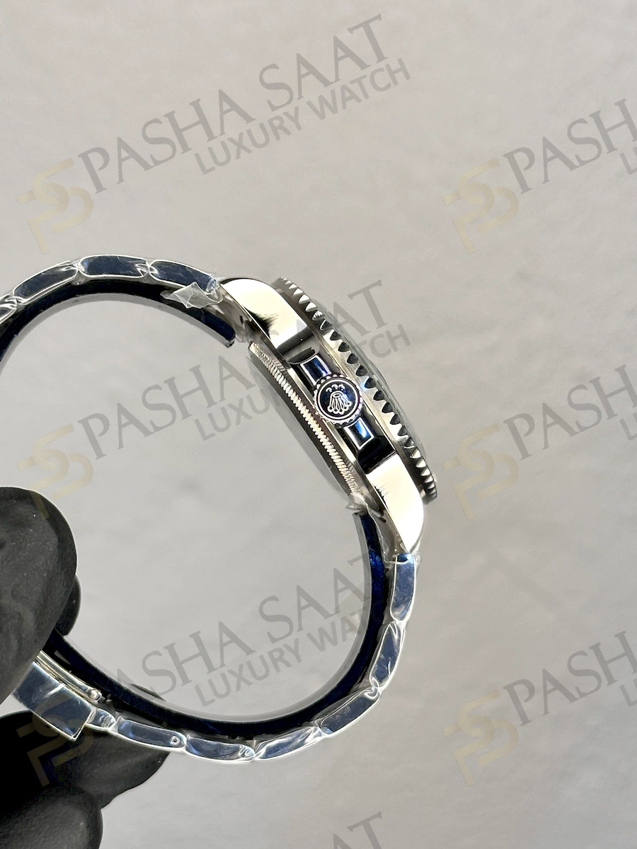 Rolex Submariner Hulk Replica Watch Rolex Submariner Hulk Replica Watch