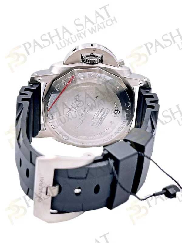 Panerai PAM389 Luminor Submersible Amagnetic 1950 Titanium Diver