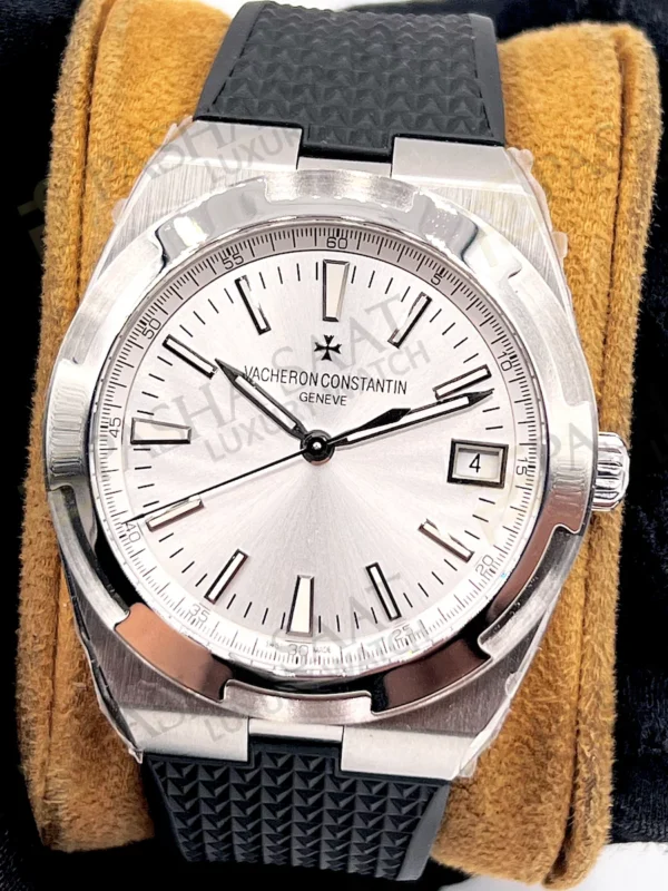 Vacheron Constantin Overseas 4500V Silver Dial 110A-B126