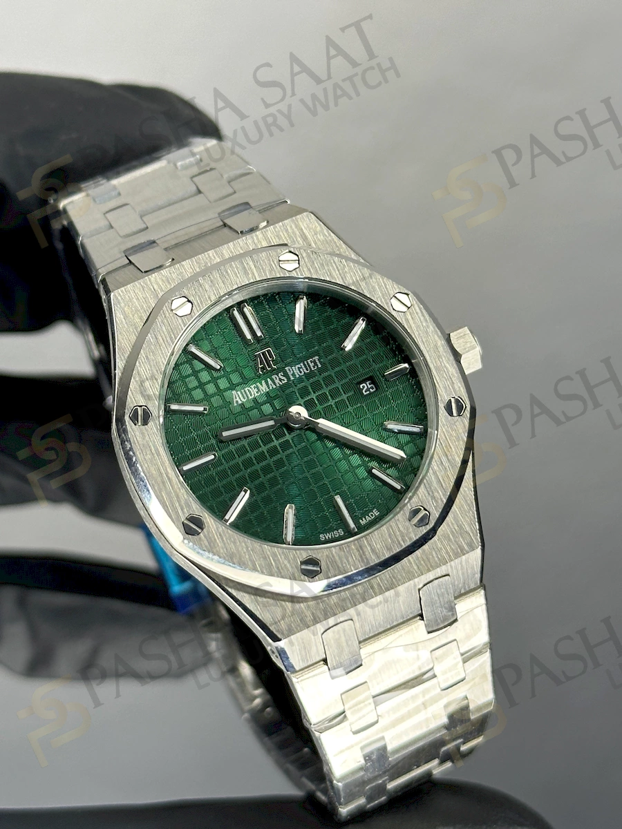 Audemars Piguet Royal Oak 33 Quartz Watch Audemars Piguet Royal Oak 33 Quartz Watch