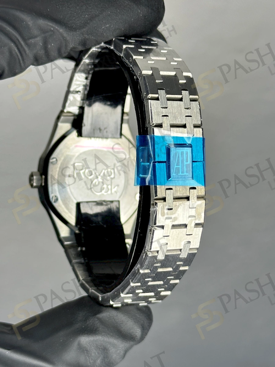 Audemars Piguet Royal Oak 33 Quartz Watch Audemars Piguet Royal Oak 33 Quartz Watch