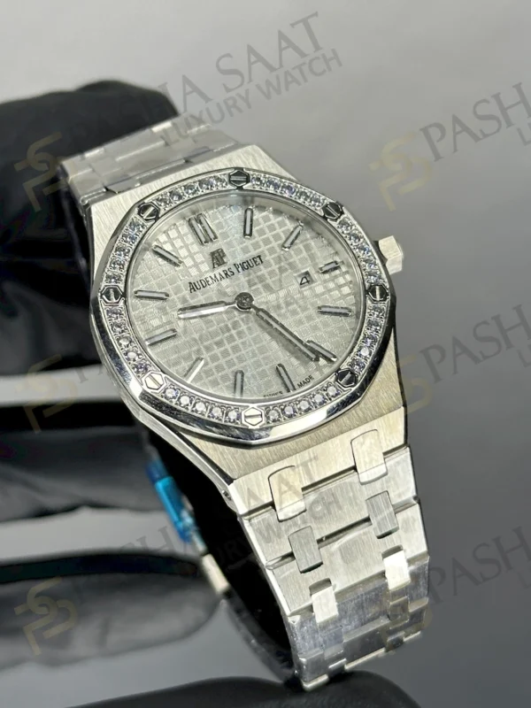 Audemars Piguet Replika Kadın Saati