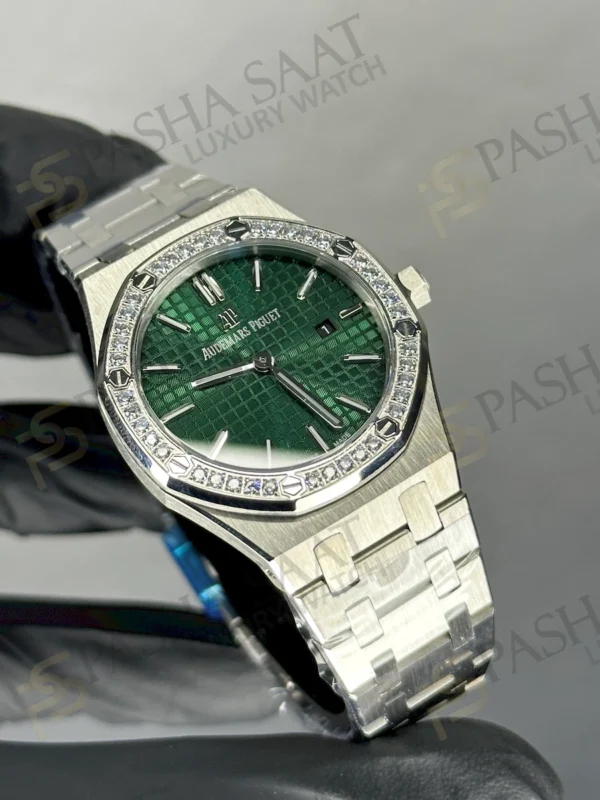 Audemars Piguet Royal Oak Taşlı Kadın Saati