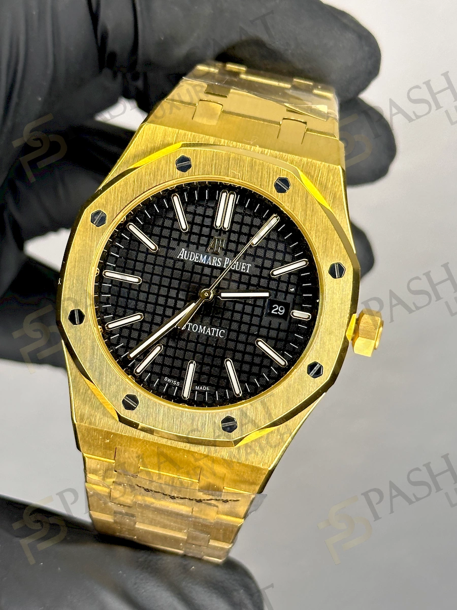 Audemars Piguet Sarı Saat Siyah Kadran Audemars Piguet Sarı Saat Siyah Kadran