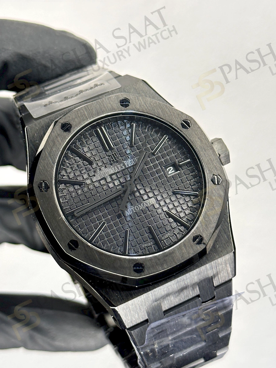 Audemars Piguet Siyah Saat Otomatik Audemars Piguet Siyah Saat Otomatik