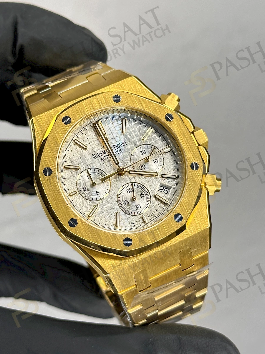 Audemars Piguet Royal Oak Automatic Yellow Gold Chronograph Audemars Piguet Royal Oak Automatic Yellow Gold Chronograph