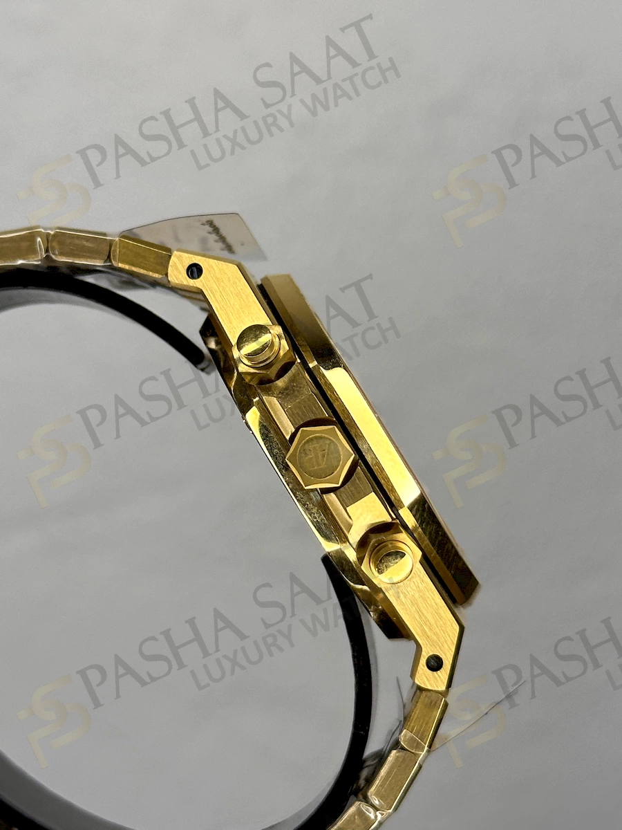 Audemars Piguet Royal Oak Automatic Yellow Gold Chronograph Audemars Piguet Royal Oak Automatic Yellow Gold Chronograph