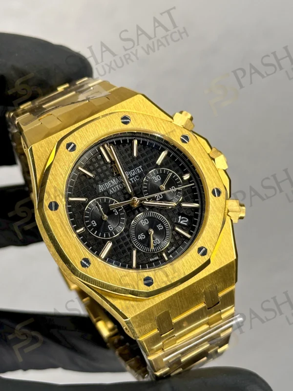 AP Royal Oak Automatic Yellow Gold Chronograph