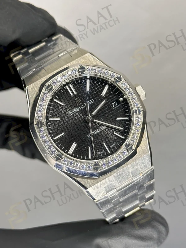 Audemars Piguet Royal Oak 37 Taşlı Bezel Siyah Kadran