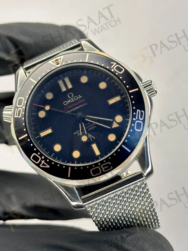 Seamaster Omega Diver 300m 007 James Bond
