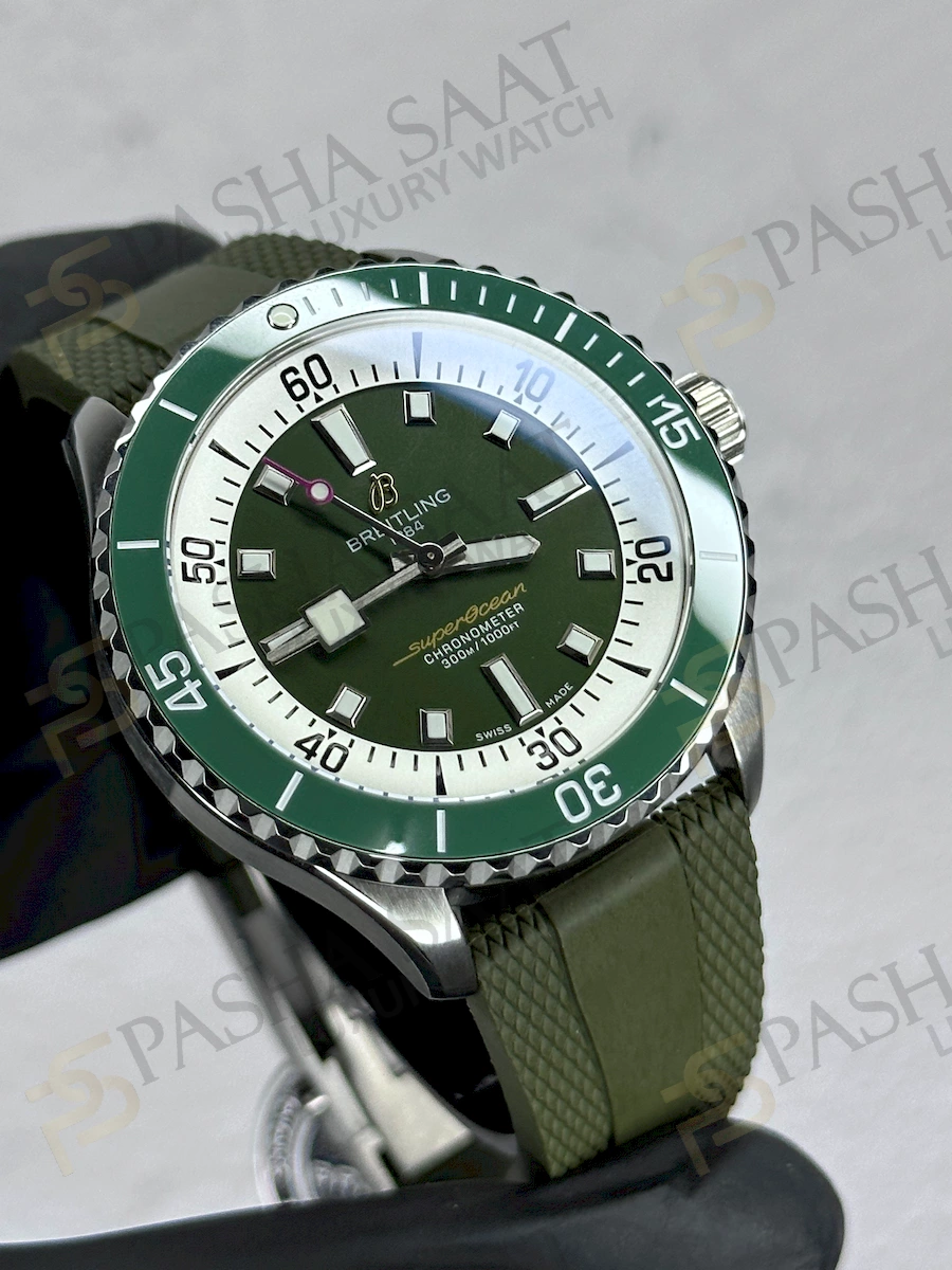 Breitling Superocean Yeşil Otomatik Saat Breitling Superocean Yeşil Otomatik Saat