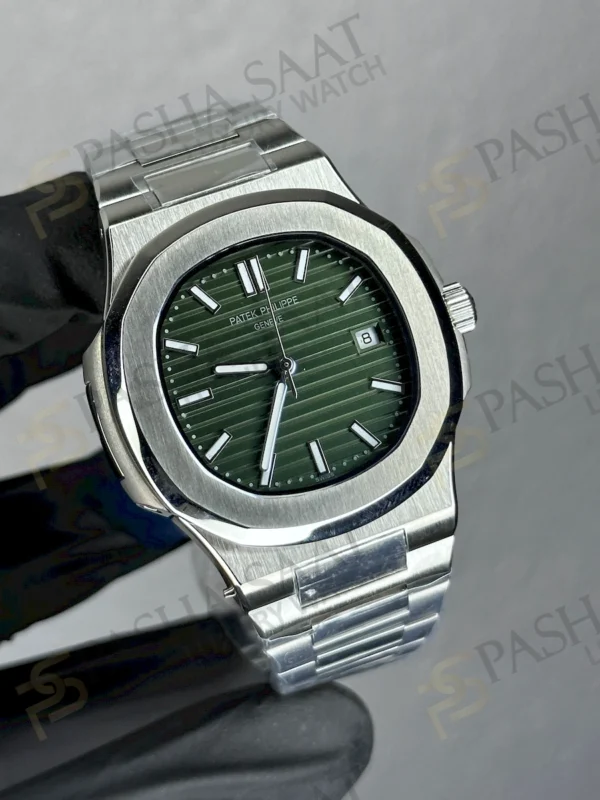Patek Philippe Nautilus Yeşil Çelik Erkek Kol Saati