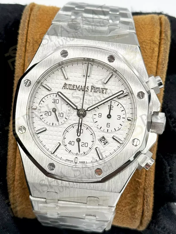 Audemars Piguet Royal Oak 50.Yıl Çelik Beyaz Kadran