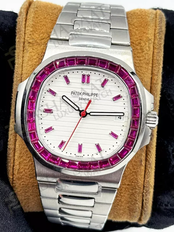 Patek Philippe Nautilus Pembe Baget Taşlı Beyaz Kadran