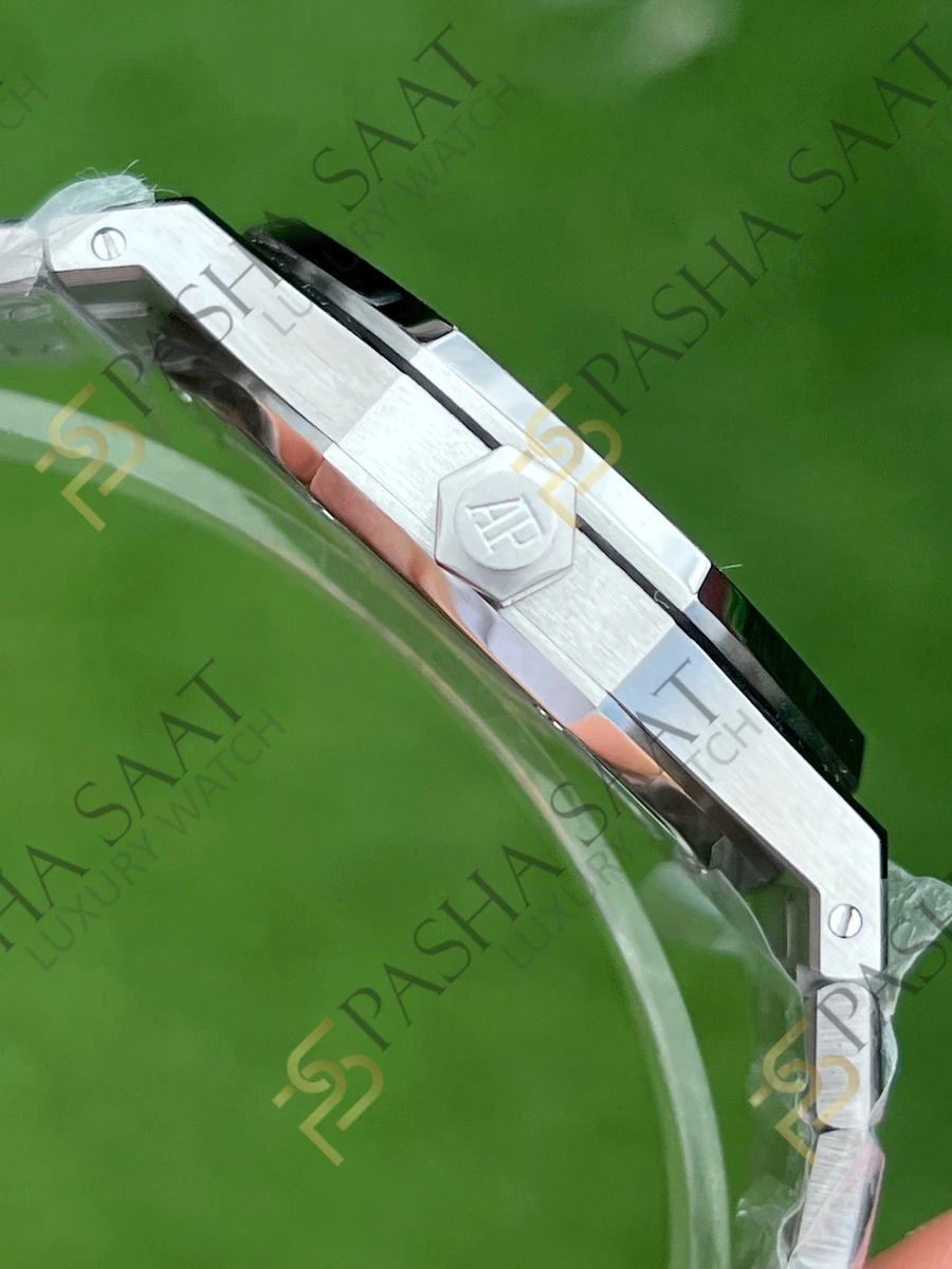 Audemars Piguet Royal Oak 15500ST Beyaz Kadran Superclone Saat Audemars Piguet Royal Oak 15500ST Beyaz Kadran Superclone Saat - Görsel 4