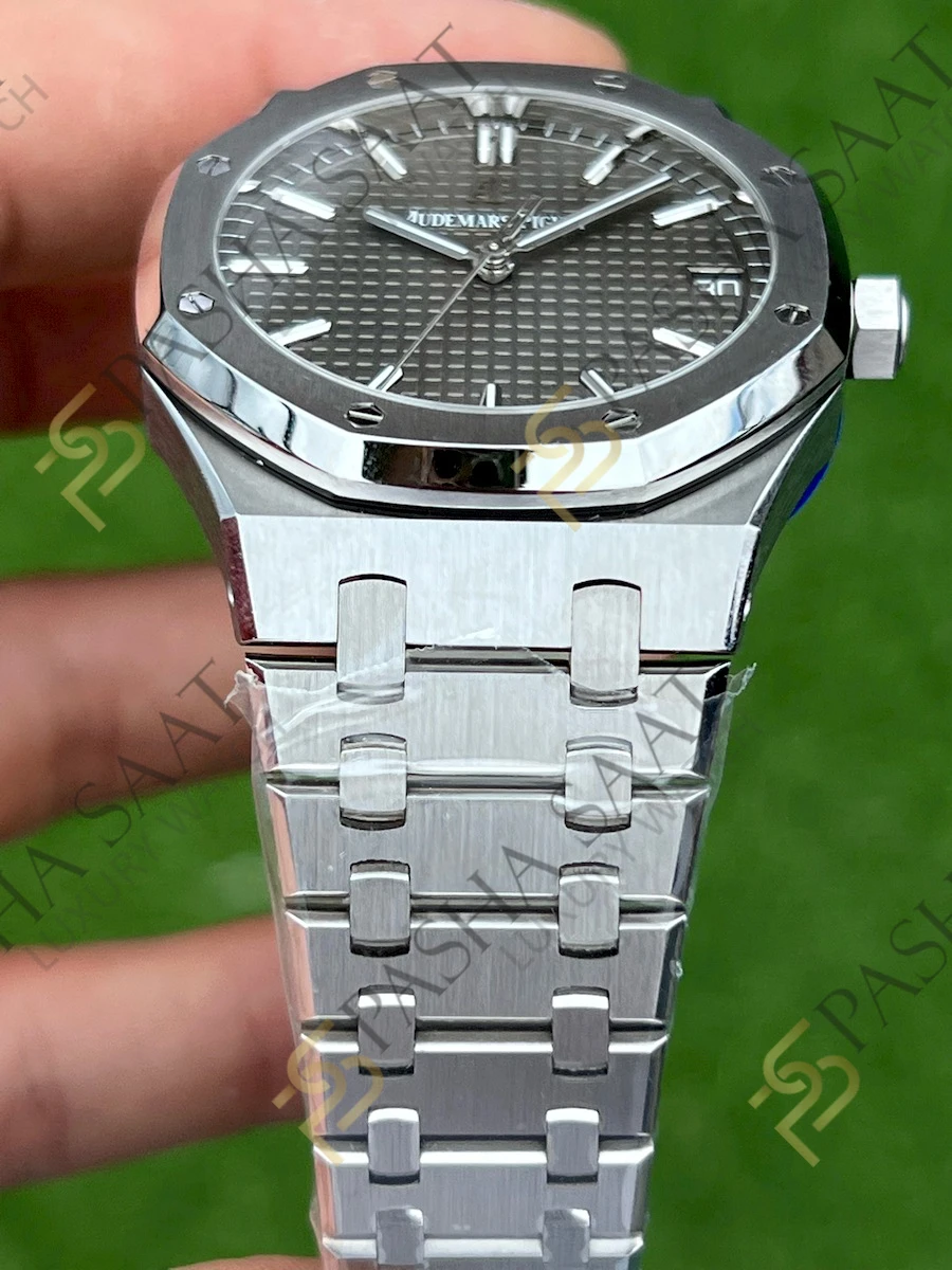 Audemars Piguet Royal Oak 15500ST Gri Kadran Superclone Saat Audemars Piguet Royal Oak 15500ST Gri Kadran Superclone Saat - Görsel 5