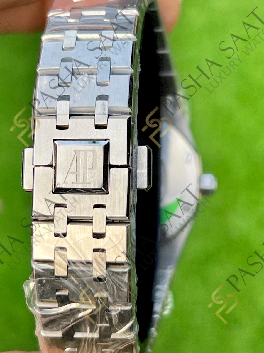 Audemars Piguet Royal Oak 33 Beyaz Kadran Kadın Superclone Saat Audemars Piguet Royal Oak 33 Beyaz Kadran Kadın Superclone Saat - Görsel 5