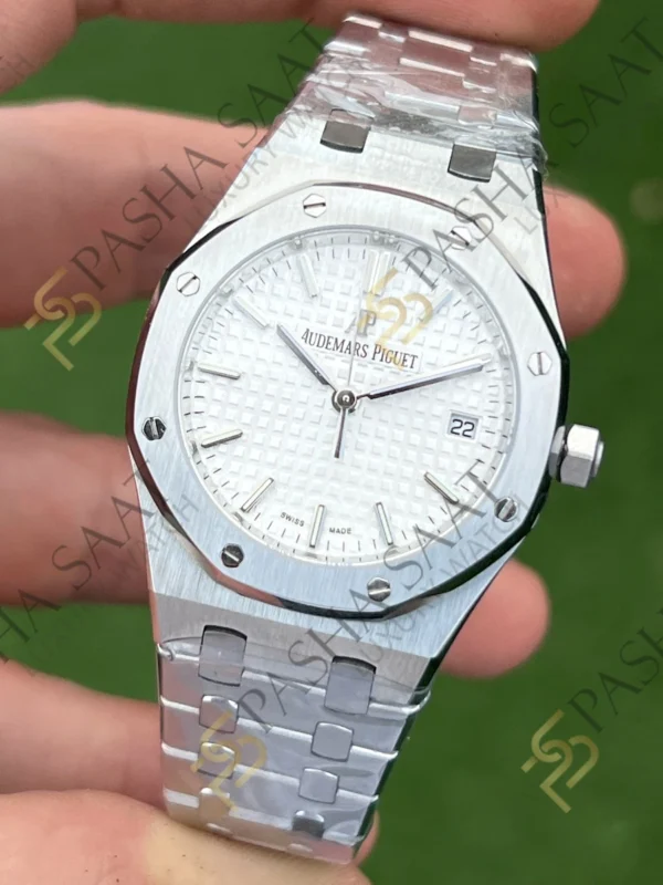 Audemars Piguet Royal Oak 34 mm Beyaz Kadran Kadın Eta Saat