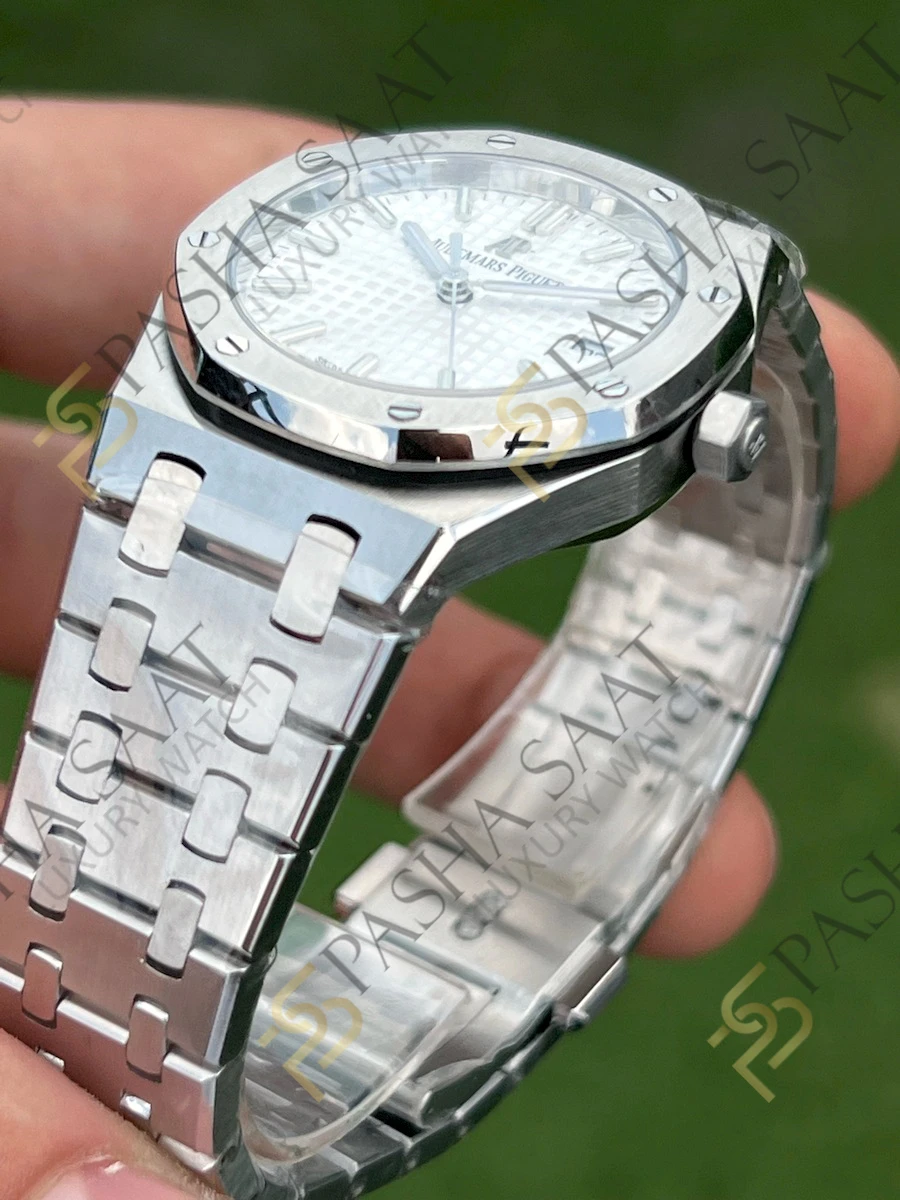 Audemars Piguet Royal Oak 34 mm Beyaz Kadran Kadın Eta Saat Audemars Piguet Royal Oak 34 mm Beyaz Kadran Kadın Eta Saat - Görsel 2