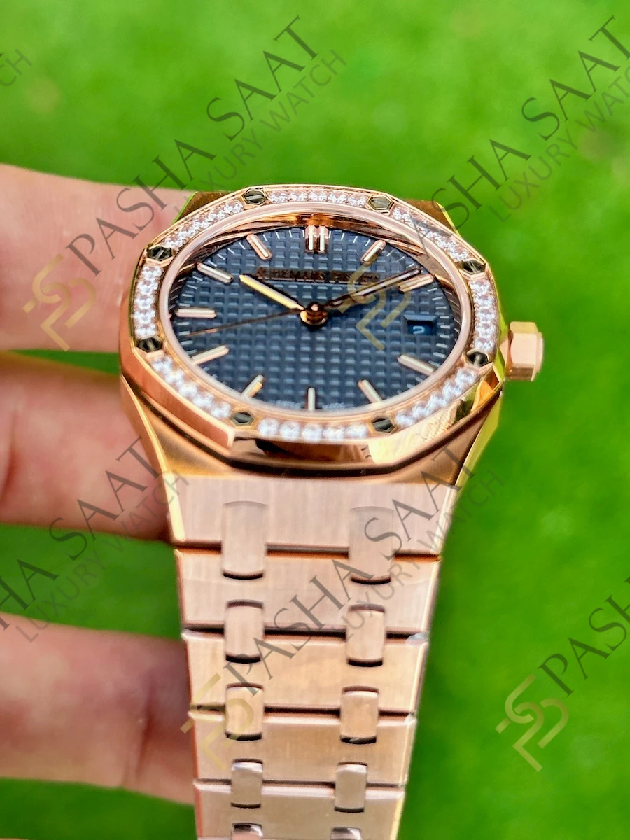 Audemars Piguet Royal Oak 34mm Rose Gold 50th Anniversary 77451OR Superklon Saat Audemars Piguet Royal Oak 34mm Rose Gold 50th Anniversary 77451OR Superklon Saat - Görsel 3
