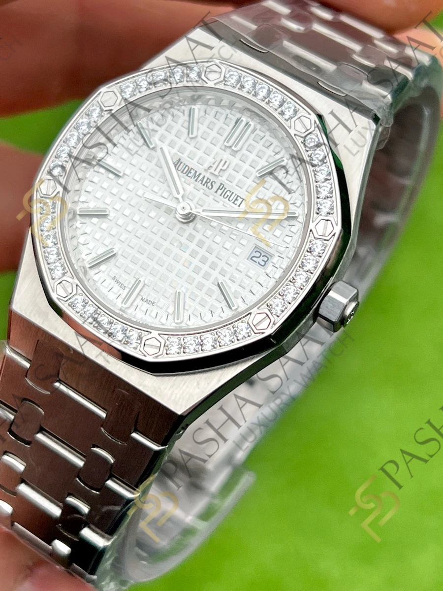 Audemars Piguet Royal Oak 34mm Taşlı Bezel Beyaz Kadran Superclone Saat Audemars Piguet Royal Oak 34mm Taşlı Bezel Beyaz Kadran Superclone Saat - Görsel 2