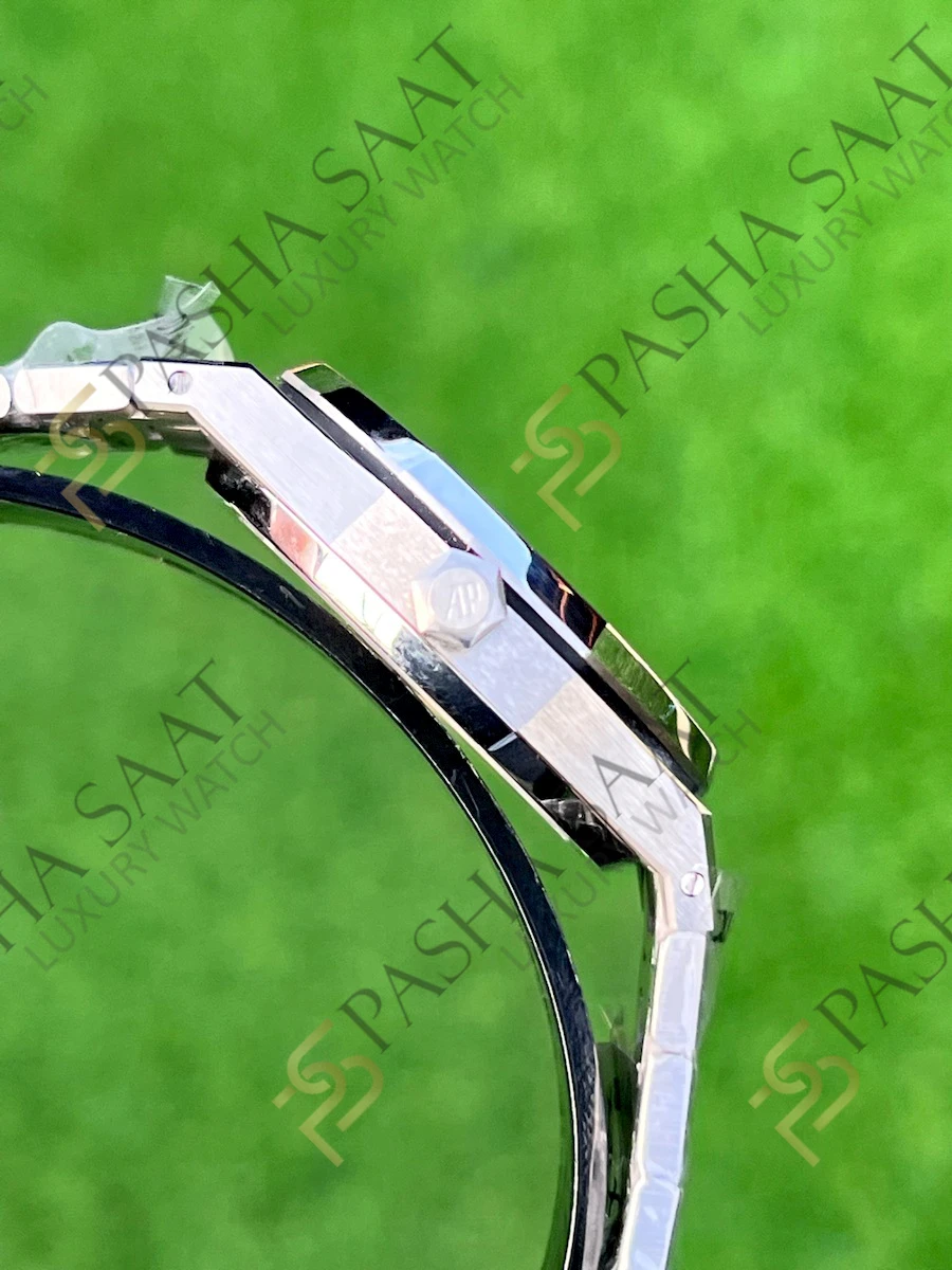 Audemars Piguet Royal Oak 34mm Taşlı Bezel Mavi Kadran Eta Saat Audemars Piguet Royal Oak 34mm Taşlı Bezel Mavi Kadran Eta Saat - Görsel 4