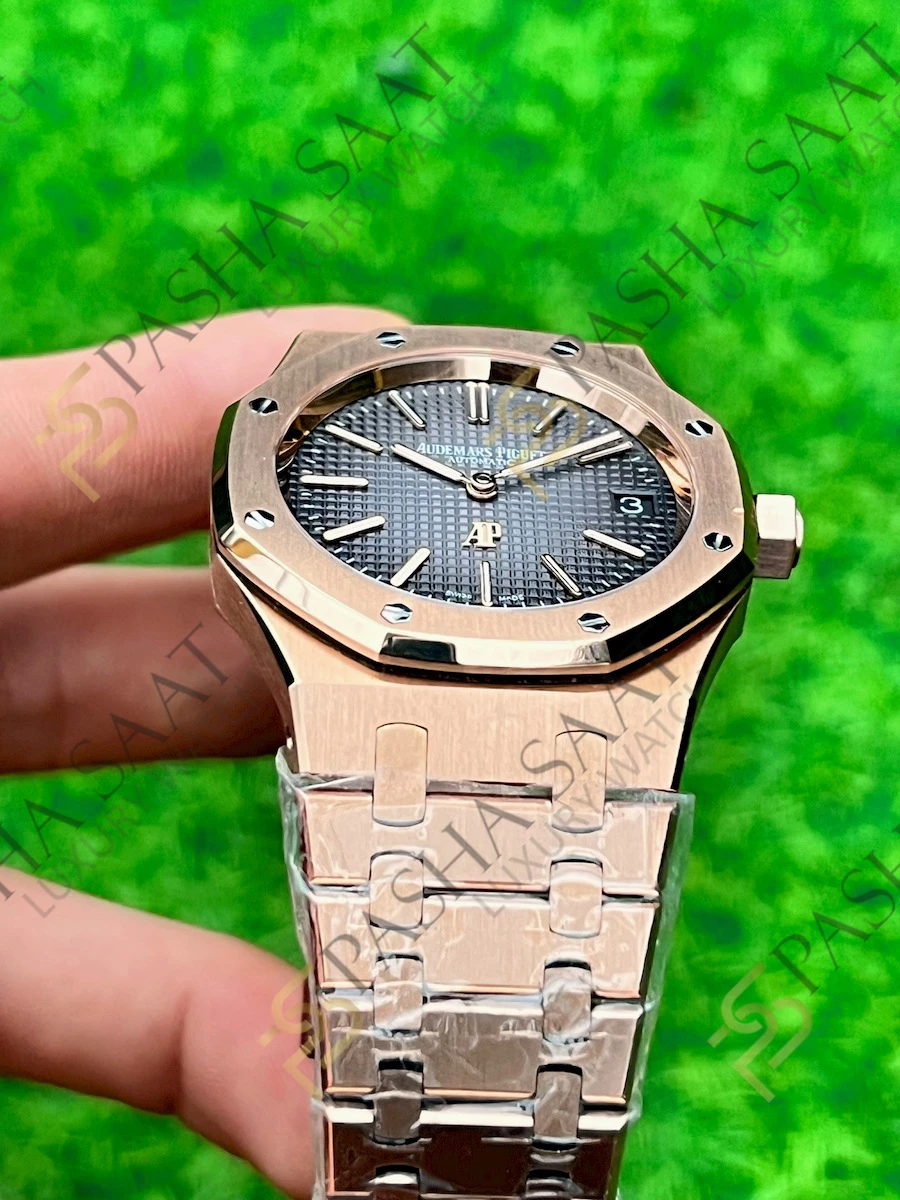 Audemars Piguet Royal Oak Ekstra İnce Rose Füme Gri Kadran 15206 Superclone Saat Audemars Piguet Royal Oak Ekstra İnce Rose Füme Gri Kadran 15206 Superclone Saat - Görsel 4