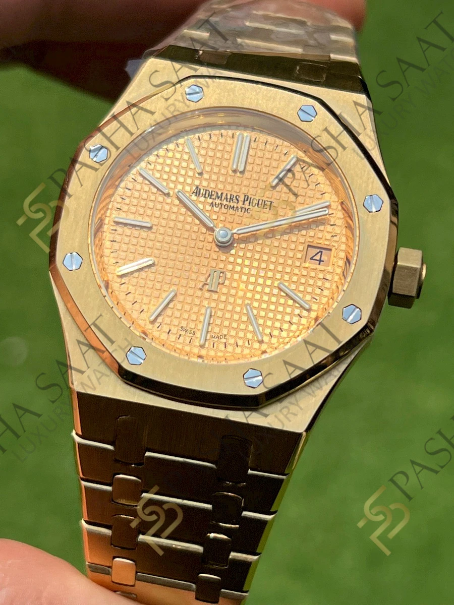 Audemars Piguet Royal Oak Ekstra İnce Sarı Kadran 15206 Superclone Saat Audemars Piguet Royal Oak Ekstra İnce Sarı Kadran 15206 Superclone Saat