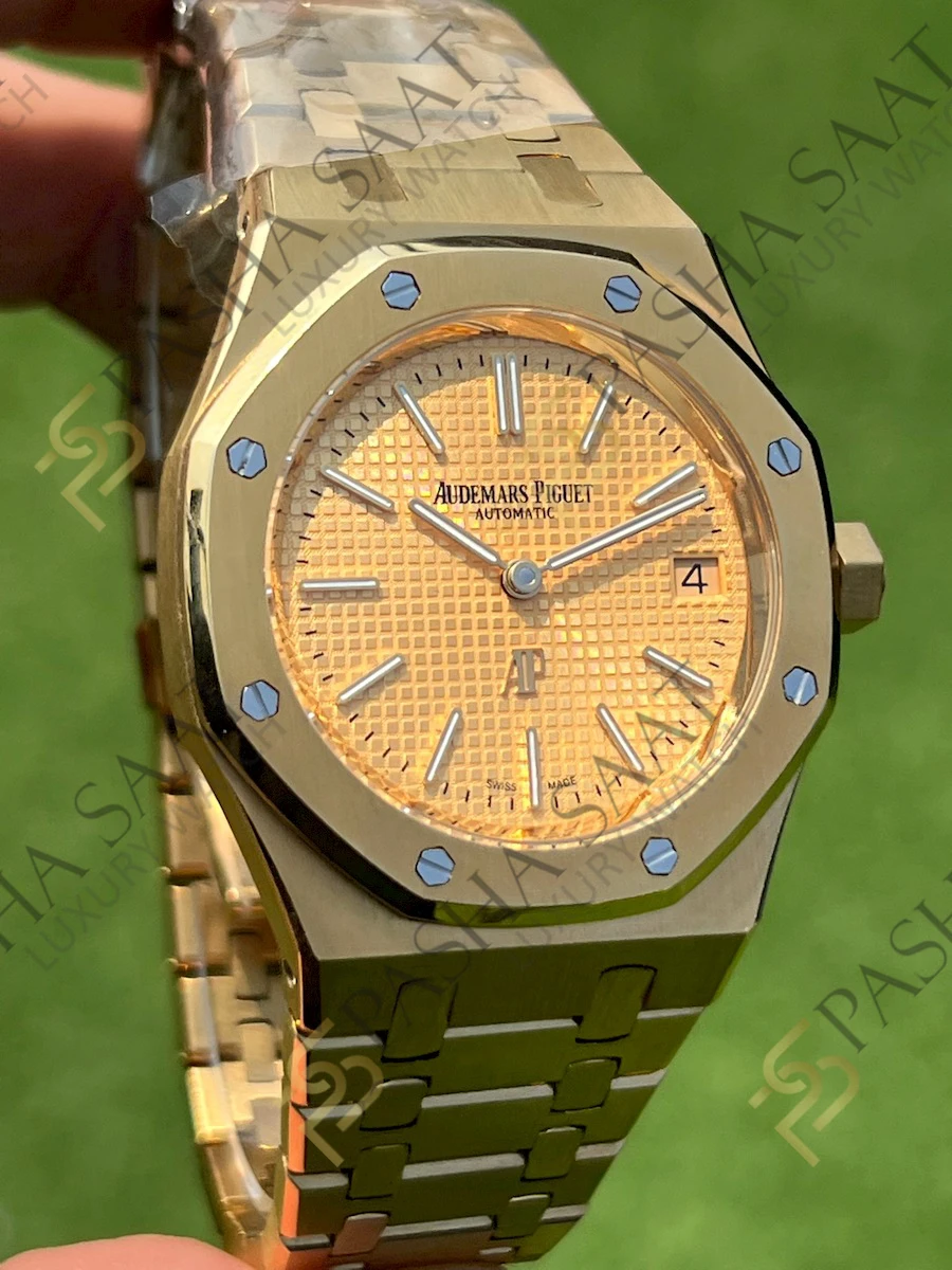 Audemars Piguet Royal Oak Ekstra İnce Sarı Kadran 15206 Superclone Saat Audemars Piguet Royal Oak Ekstra İnce Sarı Kadran 15206 Superclone Saat - Görsel 3