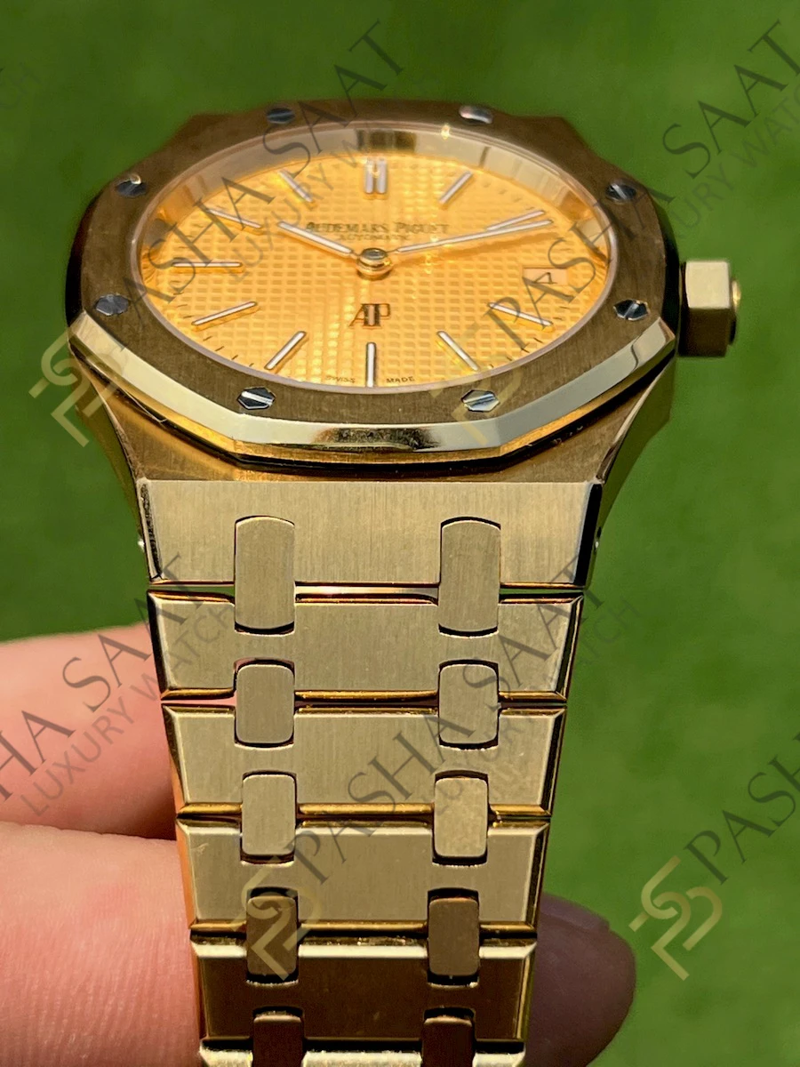 Audemars Piguet Royal Oak Ekstra İnce Sarı Kadran 15206 Superclone Saat Audemars Piguet Royal Oak Ekstra İnce Sarı Kadran 15206 Superclone Saat - Görsel 4