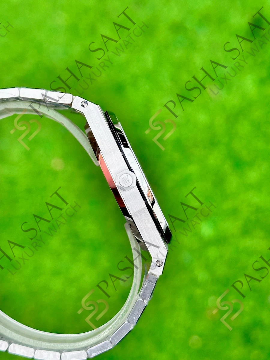 Audemars Piguet Royal Oak Jumbo 39 Mavi Degrade Kadran 15202 Superclone Saat Audemars Piguet Royal Oak Jumbo 39 Mavi Degrade Kadran 15202 Superclone Saat - Görsel 4