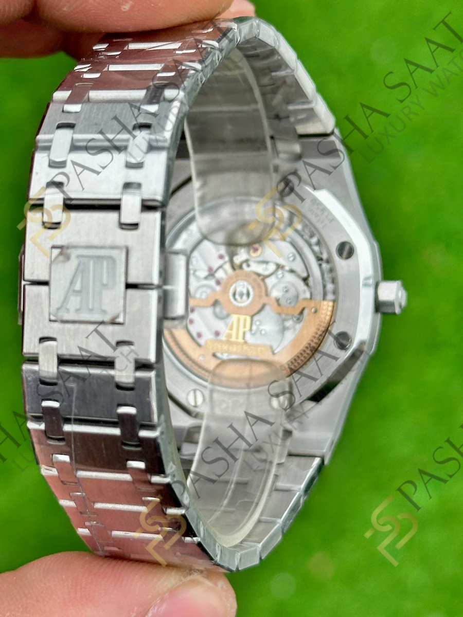 Audemars Piguet Royal Oak Jumbo 39 Mavi Degrade Kadran 15202 Superclone Saat Audemars Piguet Royal Oak Jumbo 39 Mavi Degrade Kadran 15202 Superclone Saat - Görsel 5