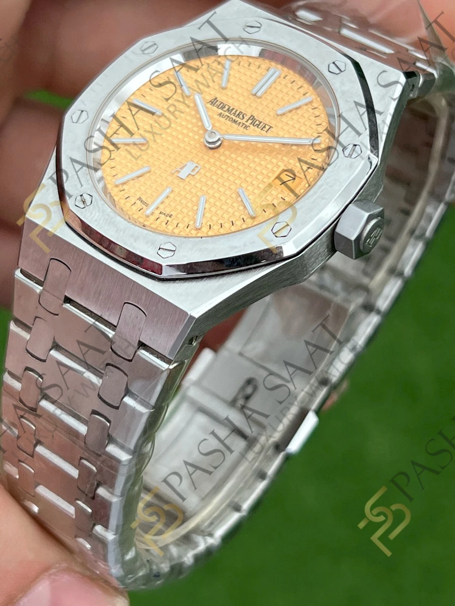 Audemars Piguet Royal Oak Jumbo 39 Sarı Kadran 15202 Superklon ETA Saat Audemars Piguet Royal Oak Jumbo 39 Sarı Kadran 15202 Superklon ETA Saat - Görsel 2