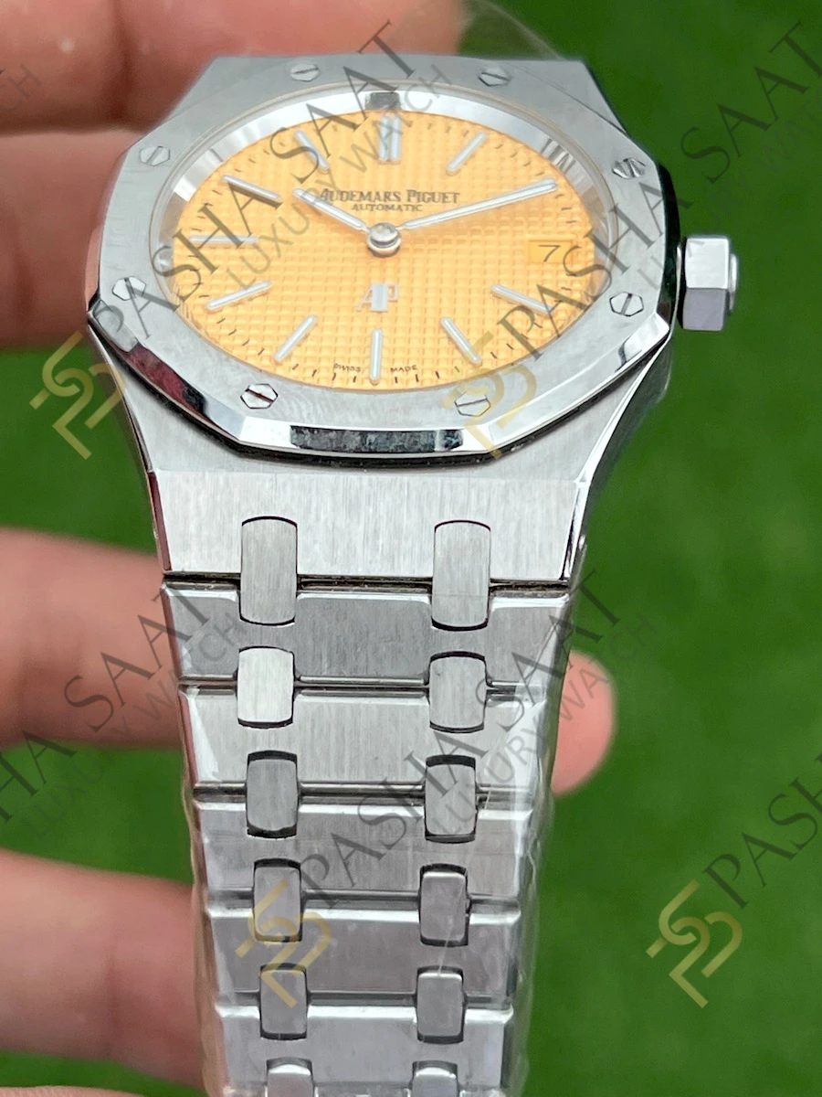 Audemars Piguet Royal Oak Jumbo 39 Sarı Kadran 15202 Superklon ETA Saat Audemars Piguet Royal Oak Jumbo 39 Sarı Kadran 15202 Superklon ETA Saat - Görsel 5