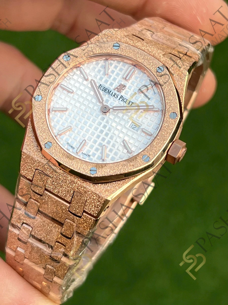 Audemars Piguet Royal Oak Lady 33 Frosted Rose Gold Beyaz Kadran Quartz Eta Saat Audemars Piguet Royal Oak Lady 33 Frosted Rose Gold Beyaz Kadran Quartz Eta Saat - Görsel 2