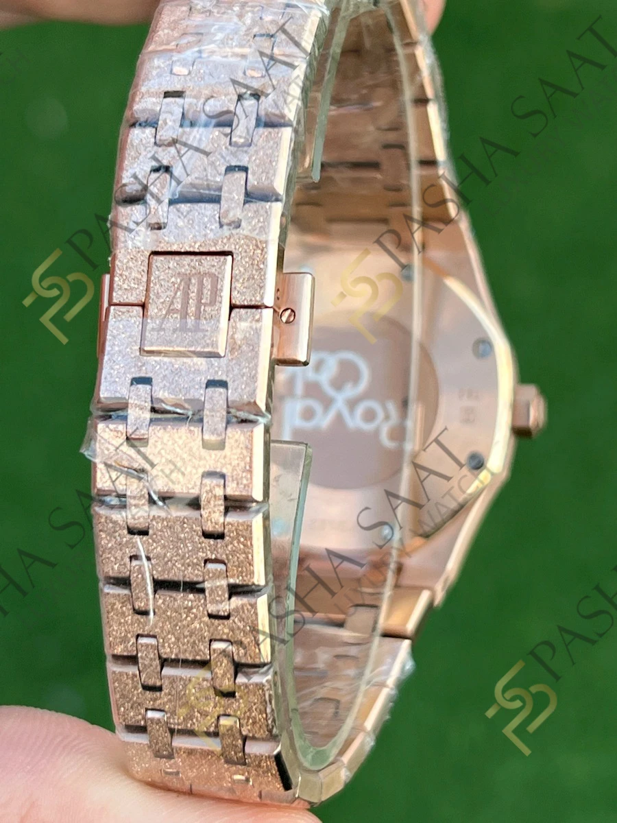 Audemars Piguet Royal Oak Lady 33 Frosted Rose Gold Beyaz Kadran Quartz Eta Saat Audemars Piguet Royal Oak Lady 33 Frosted Rose Gold Beyaz Kadran Quartz Eta Saat - Görsel 5