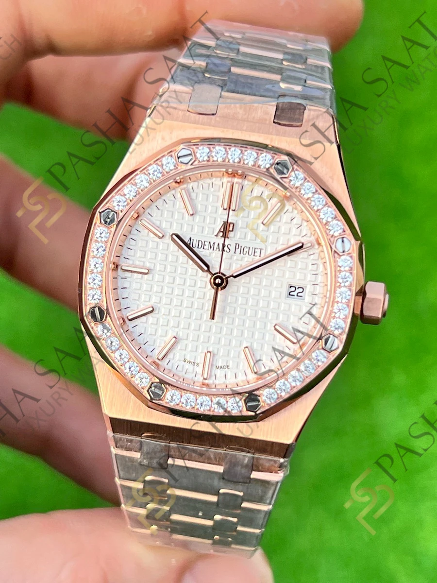 Audemars Piguet Royal Oak Rose Gold Beyaz Kadran Superclone 77351 Audemars Piguet Royal Oak Rose Gold Beyaz Kadran Superclone 77351