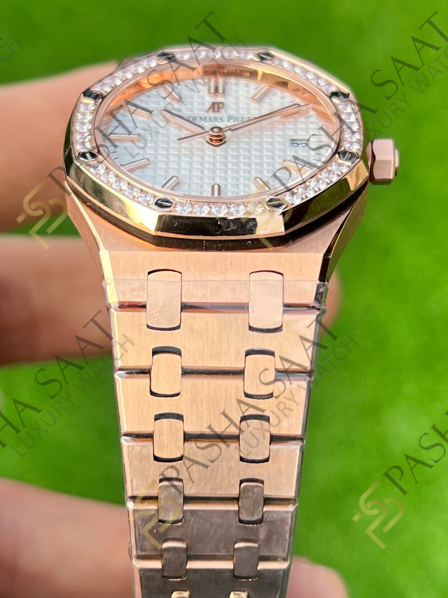 Audemars Piguet Royal Oak Rose Gold Beyaz Kadran Superclone 77351 Audemars Piguet Royal Oak Rose Gold Beyaz Kadran Superclone 77351 - Görsel 3