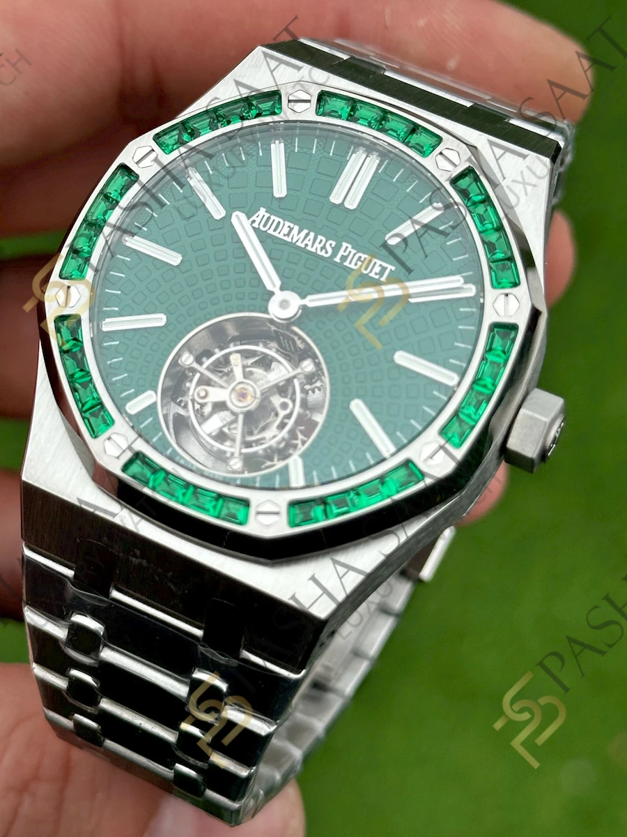 Audemars Piguet Royal Oak Tourbillon Yeşil Kadran Yeşil Baget Taşlı Bezel Saat 26534 - Görsel 2