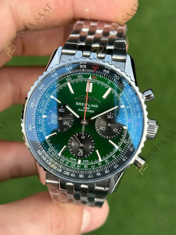 Breitling Navitimer 1 B01 Yeşil Kadran Super Clone Eta Saat
