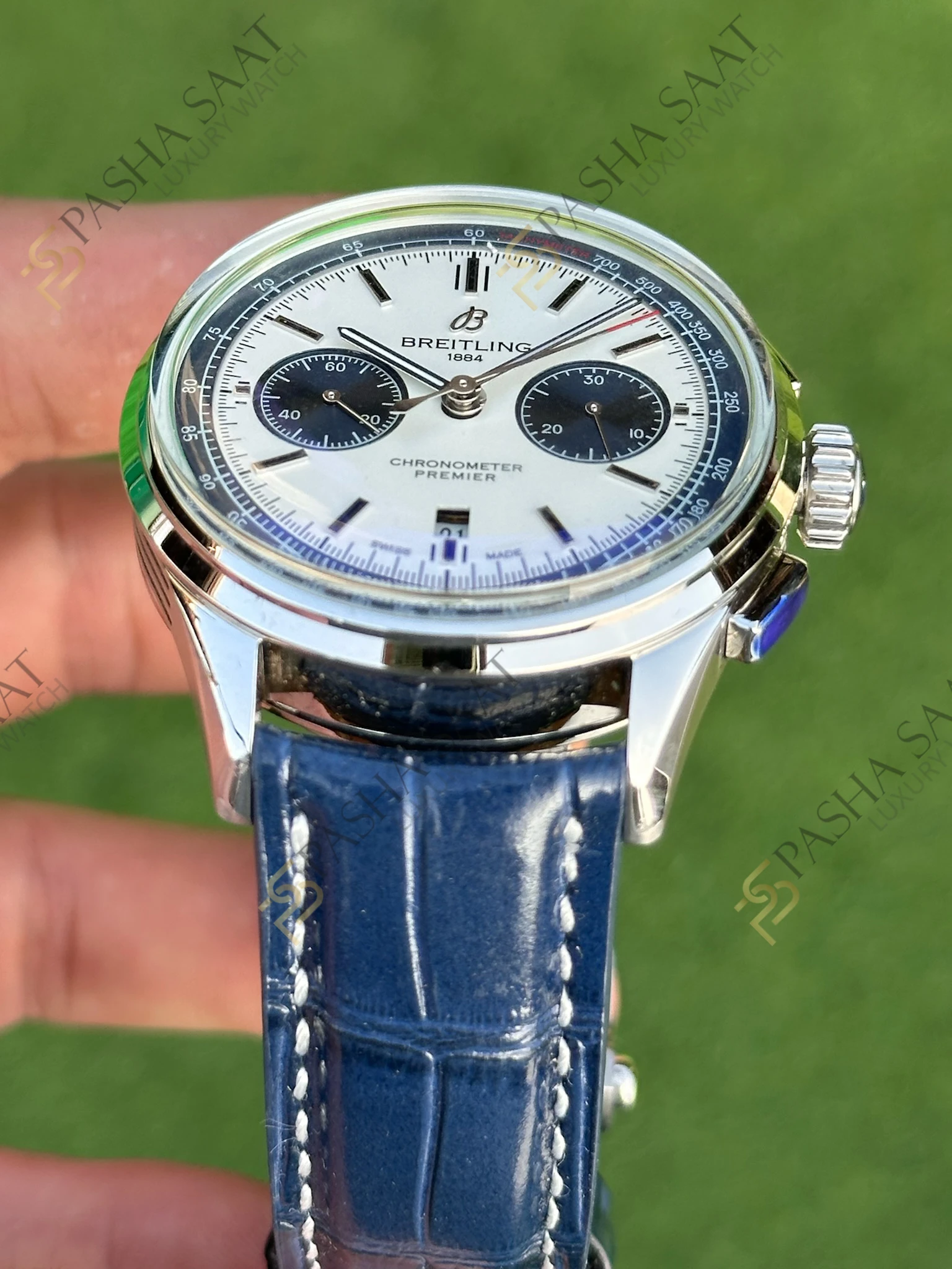 Breitling Premier B01 Beyaz Mavi Kadran Chronograph 42 Eta Saat Breitling Premier B01 Beyaz Mavi Kadran Chronograph 42 Eta Saat - Görsel 3